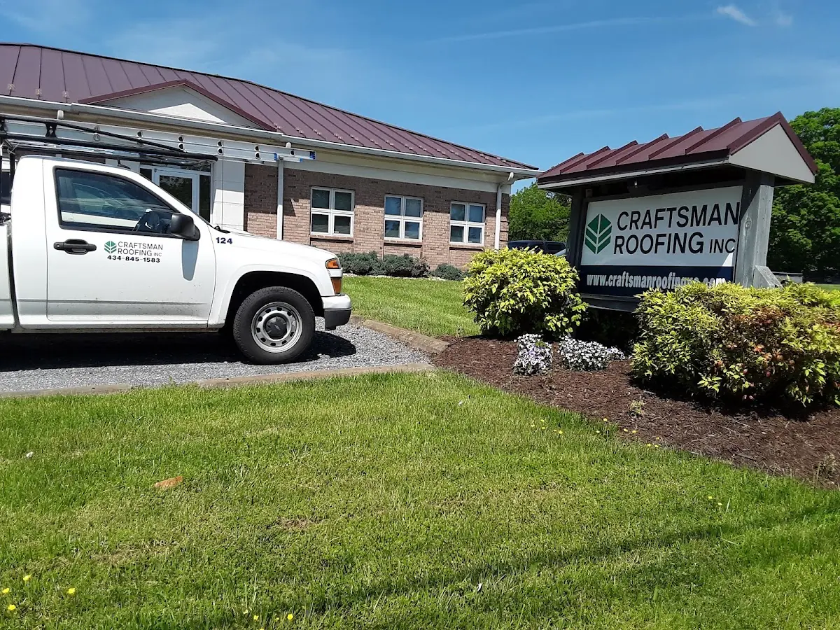 Quality Gutter & Downspout Repair by experienced craftsmen in Brela
